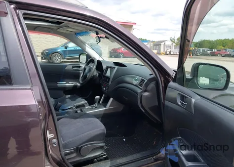 2013 Subaru Forester 2.5X Premium z USA, uszkodzony, nr VIN JF2SHADC5DH404156